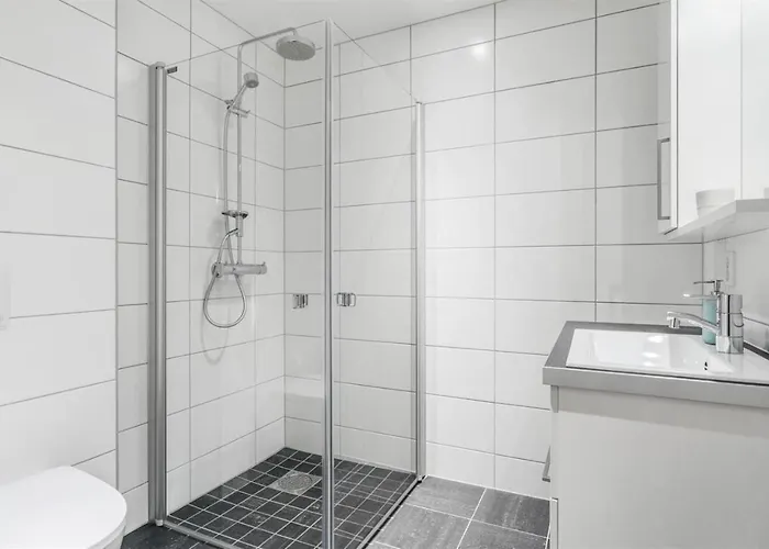 Totally Independent Near Ntnu,lerkendal And Center טרונדהיים
